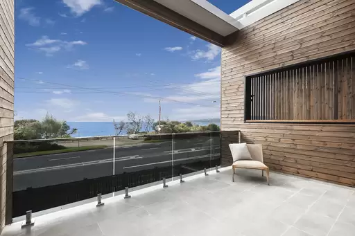 6 Point Nepean Road, Dromana Sold by Melbourne Sotheby's International Realty