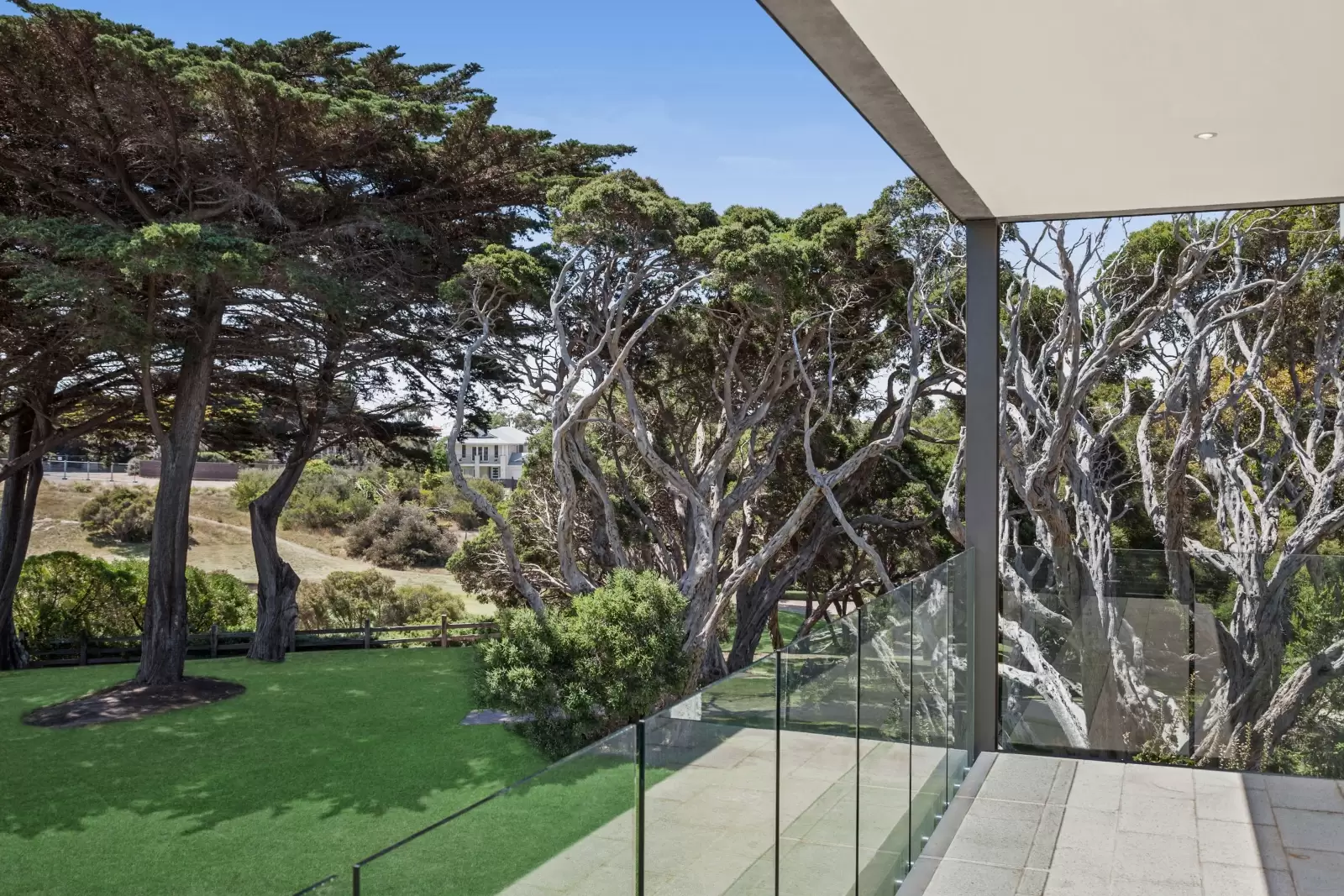 10/ Armytage  Drive, Portsea Sold by Melbourne Sotheby's International Realty - image 3