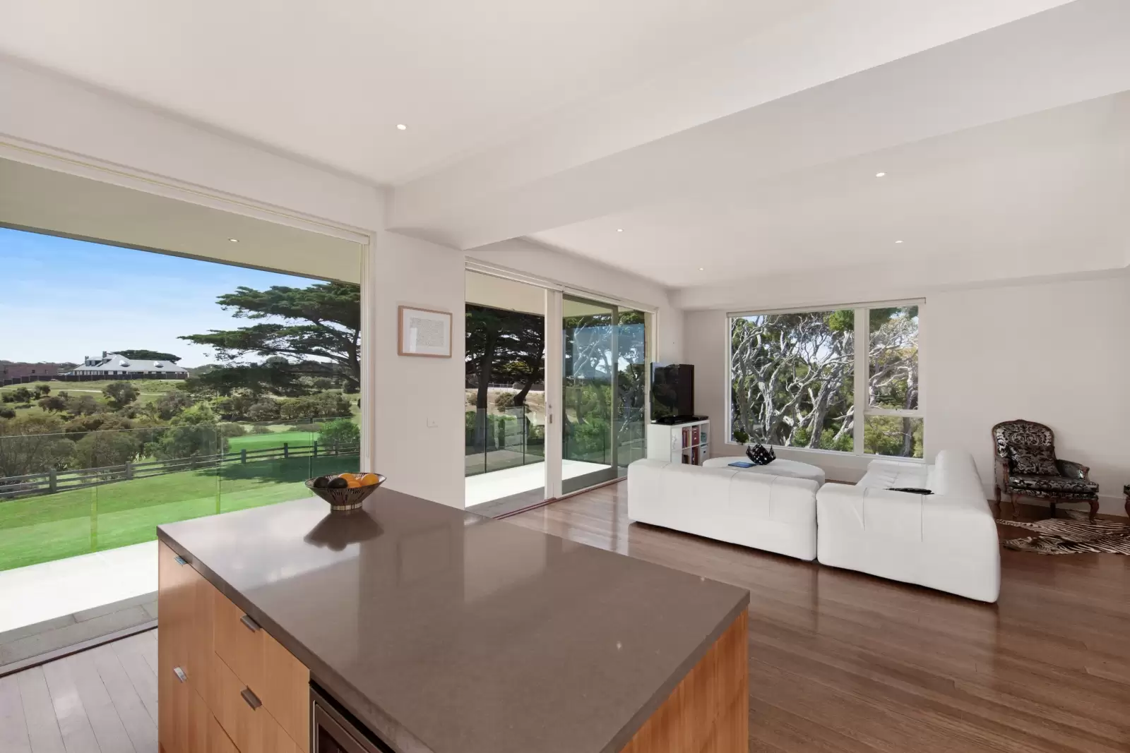 10/ Armytage  Drive, Portsea Sold by Melbourne Sotheby's International Realty - image 5