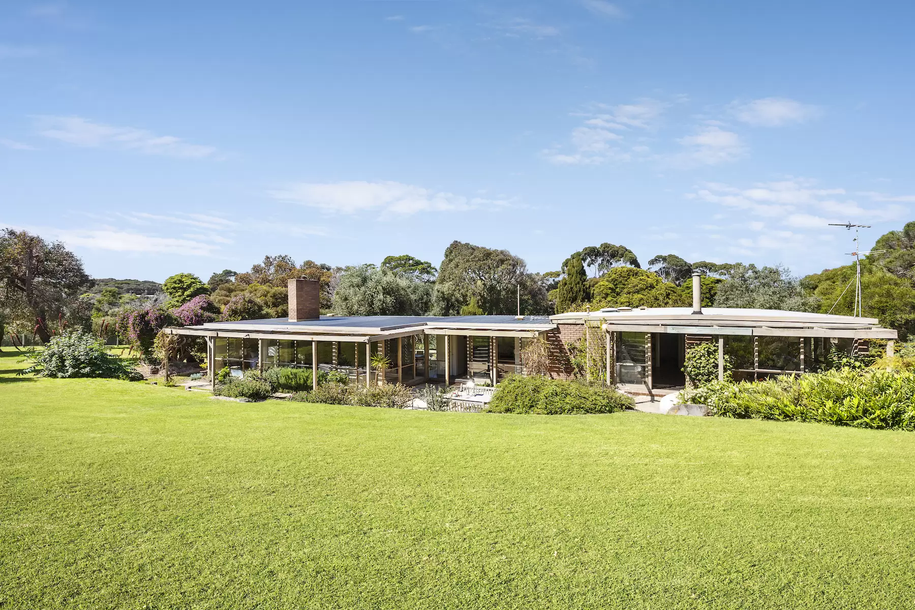 10 Cypress Court, Portsea Sold by Melbourne Sotheby's International Realty - image 2