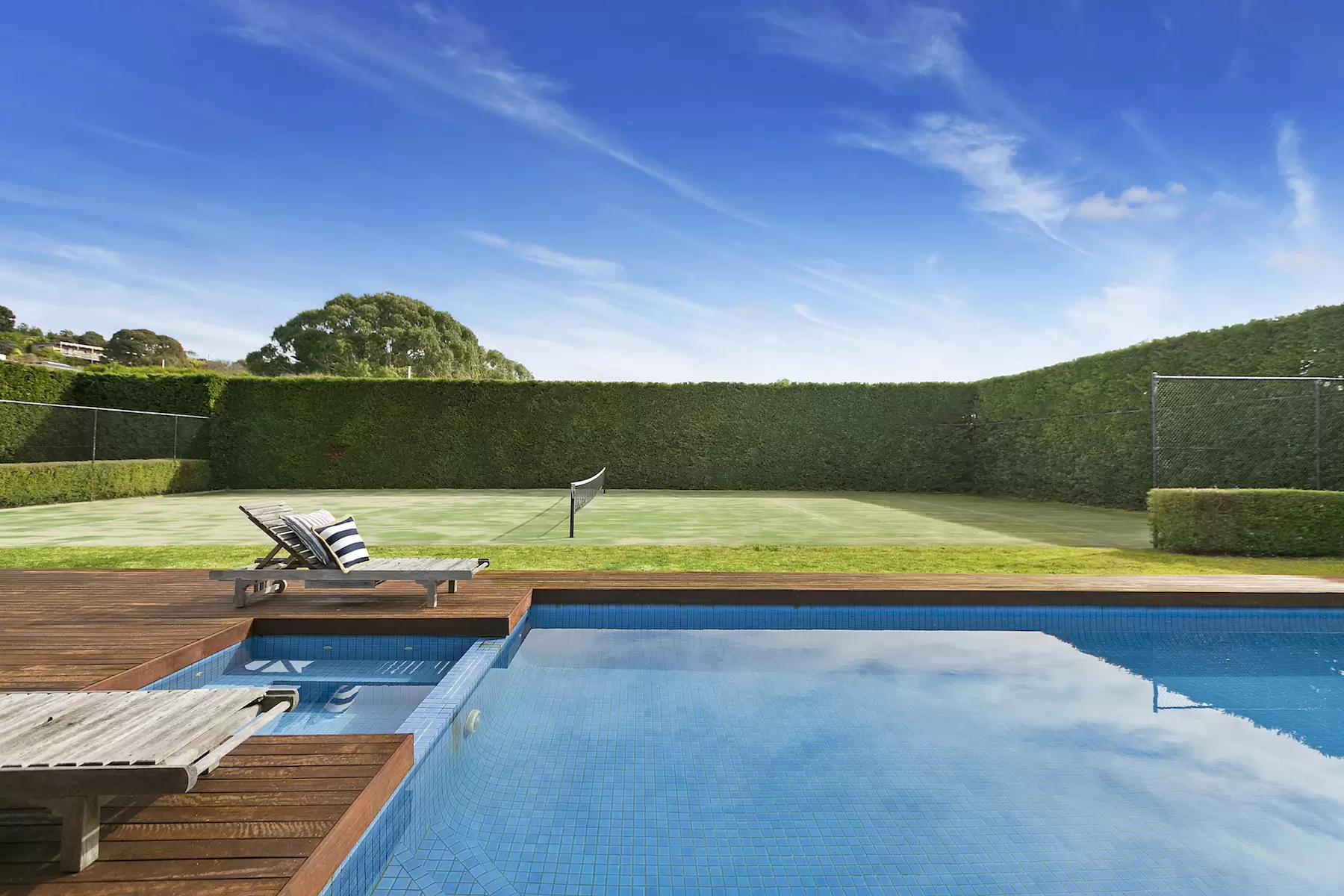 10 Farnsworth Avenue, Portsea Sold by Melbourne Sotheby's International Realty - image 2