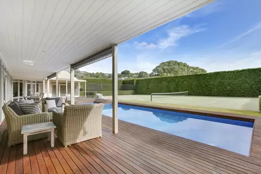 10 Farnsworth Avenue, Portsea Sold by Melbourne Sotheby's International Realty