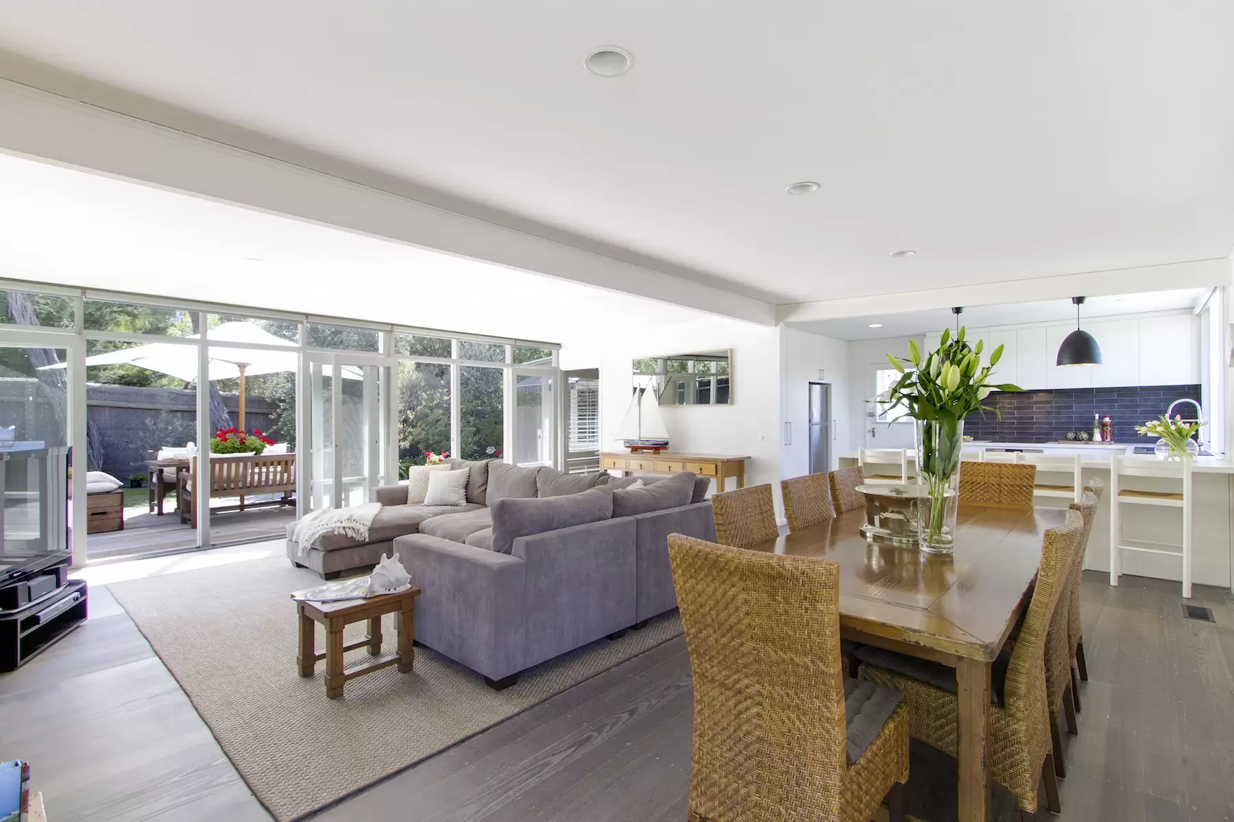 1 Grosvenor Court, Portsea Sold by Melbourne Sotheby's International Realty - image 6