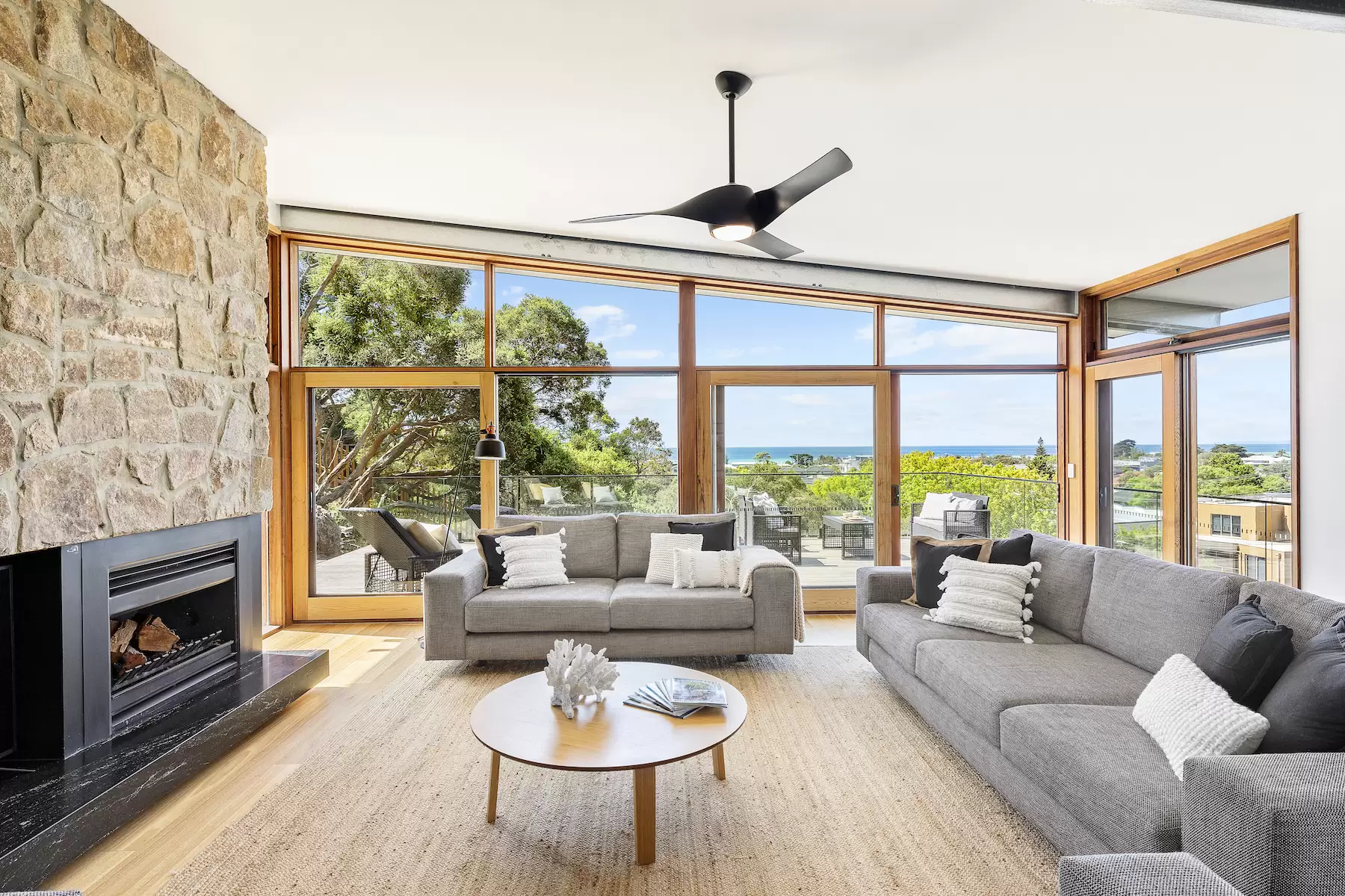 2 Valley Drive, Rye Sold by Melbourne Sotheby's International Realty - image 8