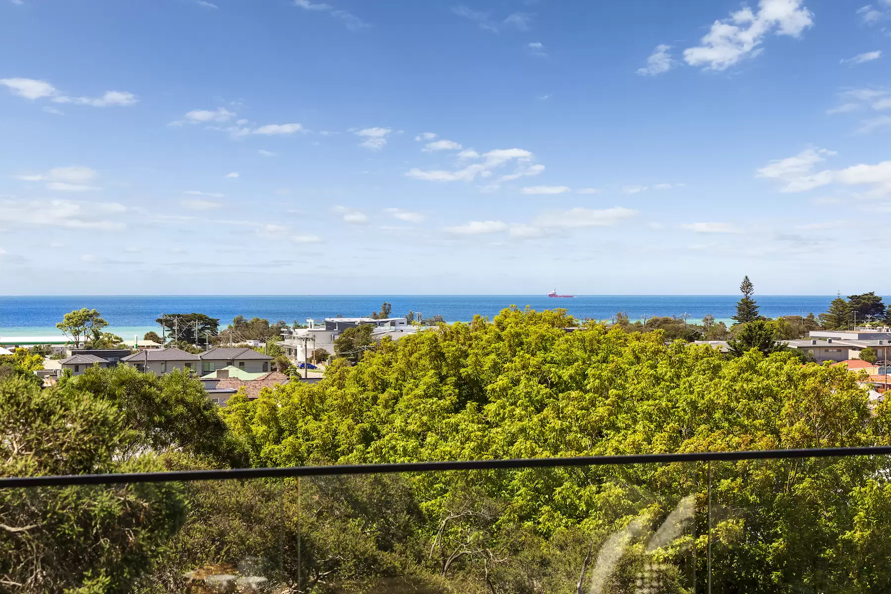 2 Valley Drive, Rye Sold by Melbourne Sotheby's International Realty - image 4