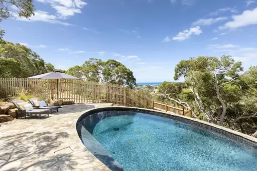 2 Valley Drive, Rye Sold by Melbourne Sotheby's International Realty