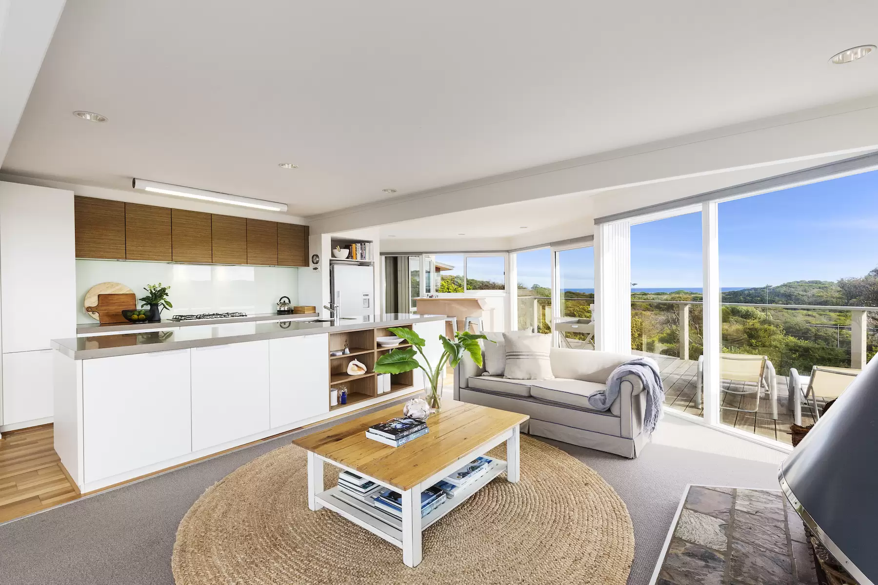 26 Latham Drive, Portsea Sold by Melbourne Sotheby's International Realty - image 3