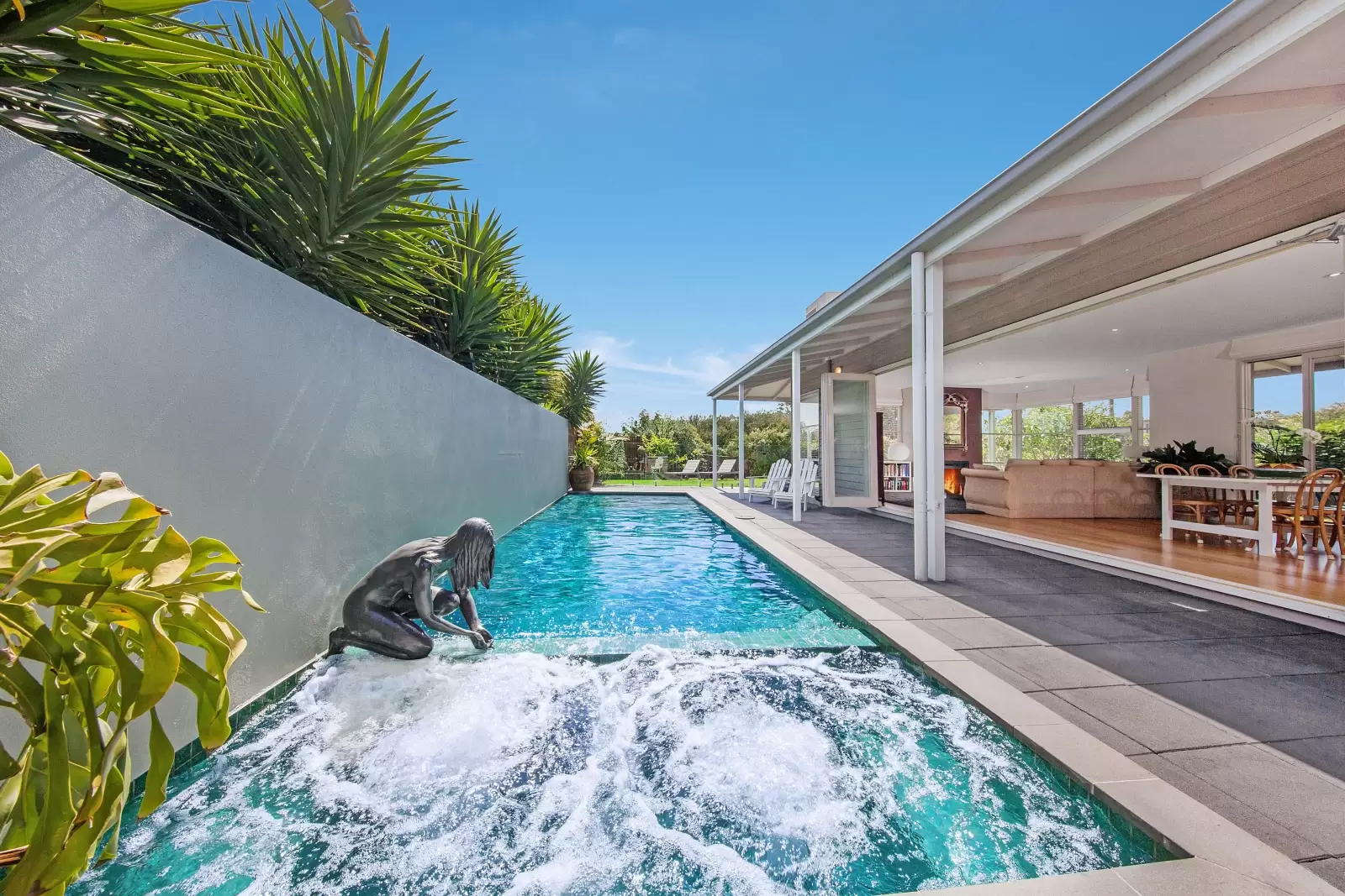 1 Limeburners Way, Portsea Sold by Melbourne Sotheby's International Realty - image 2