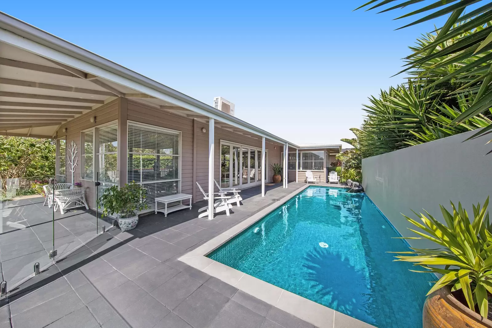 1 Limeburners Way, Portsea Sold by Melbourne Sotheby's International Realty - image 1