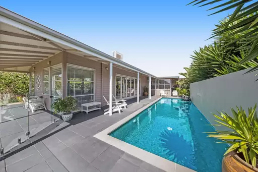 1 Limeburners Way, Portsea Sold by Melbourne Sotheby's International Realty