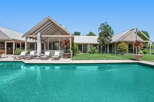 42 Macgregor Avenue, Portsea Sold by Melbourne Sotheby's International Realty