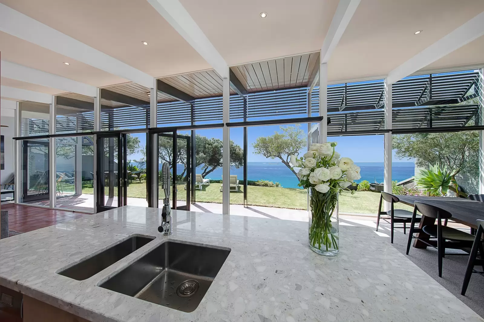 3840 Point Nepean Road, Portsea Sold by Melbourne Sotheby's International Realty - image 5