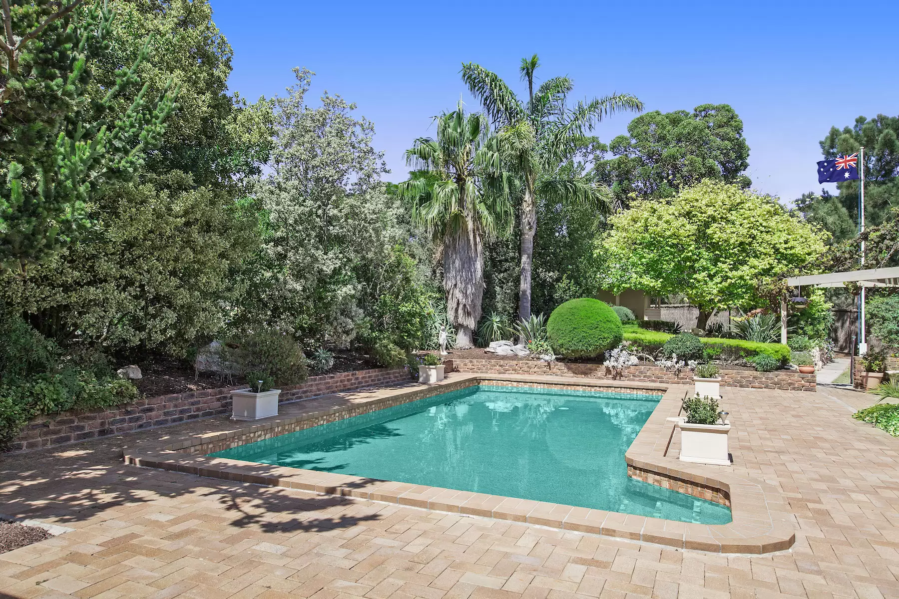 3597 Point Nepean Road, Portsea Sold by Melbourne Sotheby's International Realty - image 1