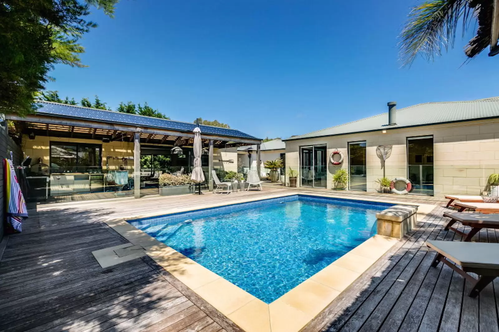 17 Stonecutters Road, Portsea Sold by Melbourne Sotheby's International Realty - image 1