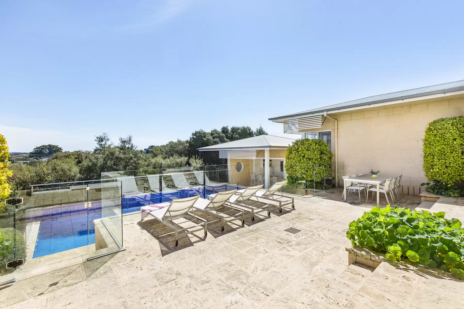 59 Wattle Grove, Portsea Sold by Melbourne Sotheby's International Realty - image 3