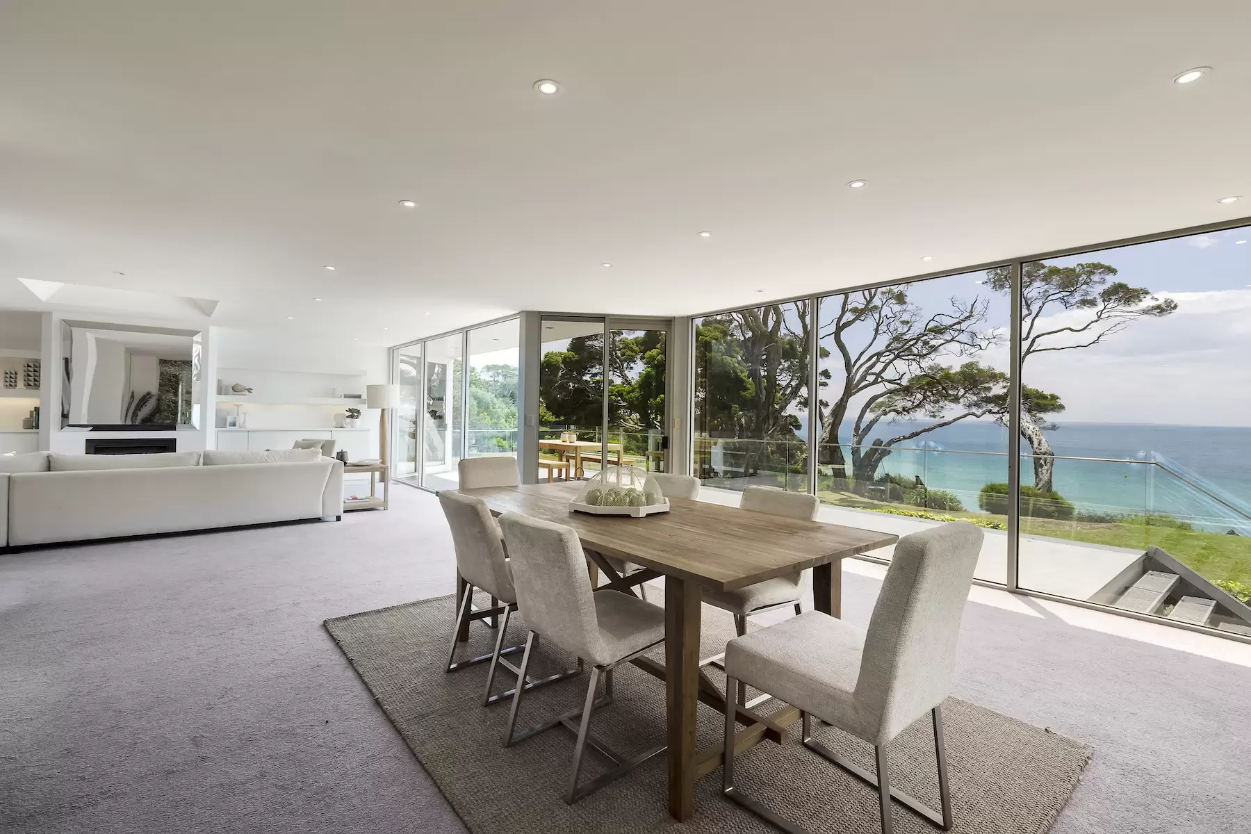 8 Weeroona Avenue, Portsea Sold by Melbourne Sotheby's International Realty - image 9