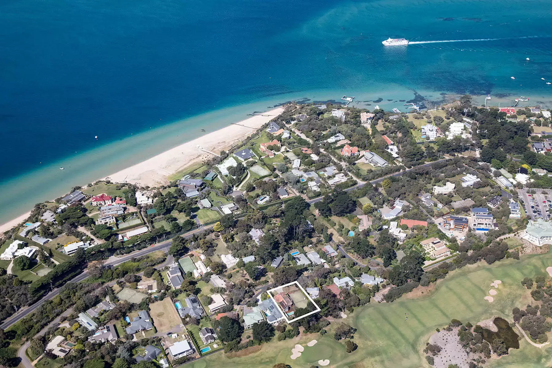 9 -11 Welbeck Avenue, Portsea Sold by Melbourne Sotheby's International Realty - image 1