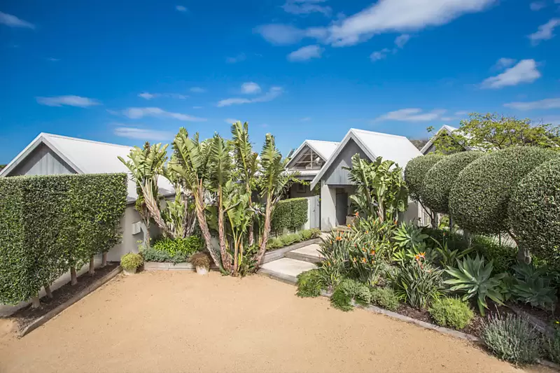 4 Wren Court, Portsea Sold by Melbourne Sotheby's International Realty - image 2