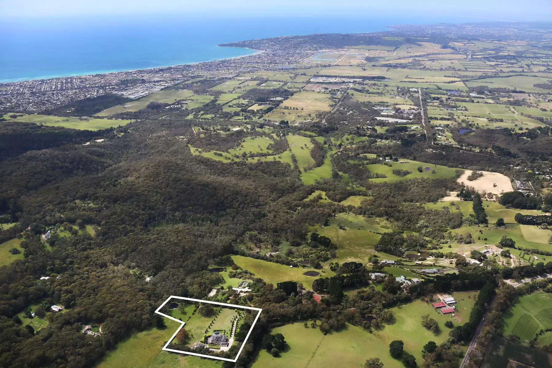 60 Sheehans Road, Red Hill Sold by Melbourne Sotheby's International Realty - image 22