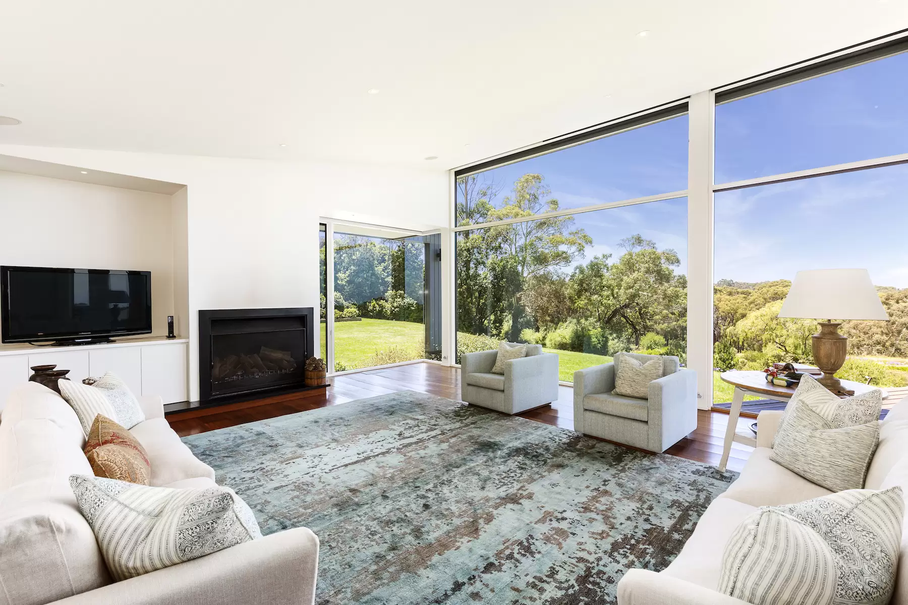 57 Shoreham Road, Red Hill South Sold by Melbourne Sotheby's International Realty - image 14