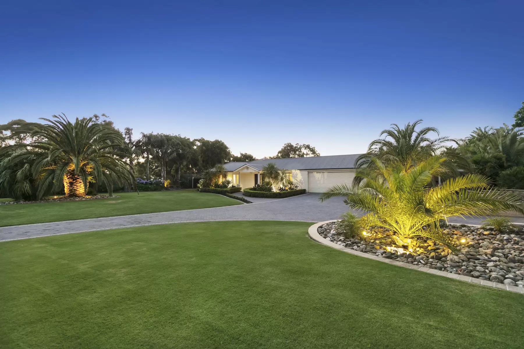 53 Lockhart Drive, Rosebud Sold by Melbourne Sotheby's International Realty - image 19