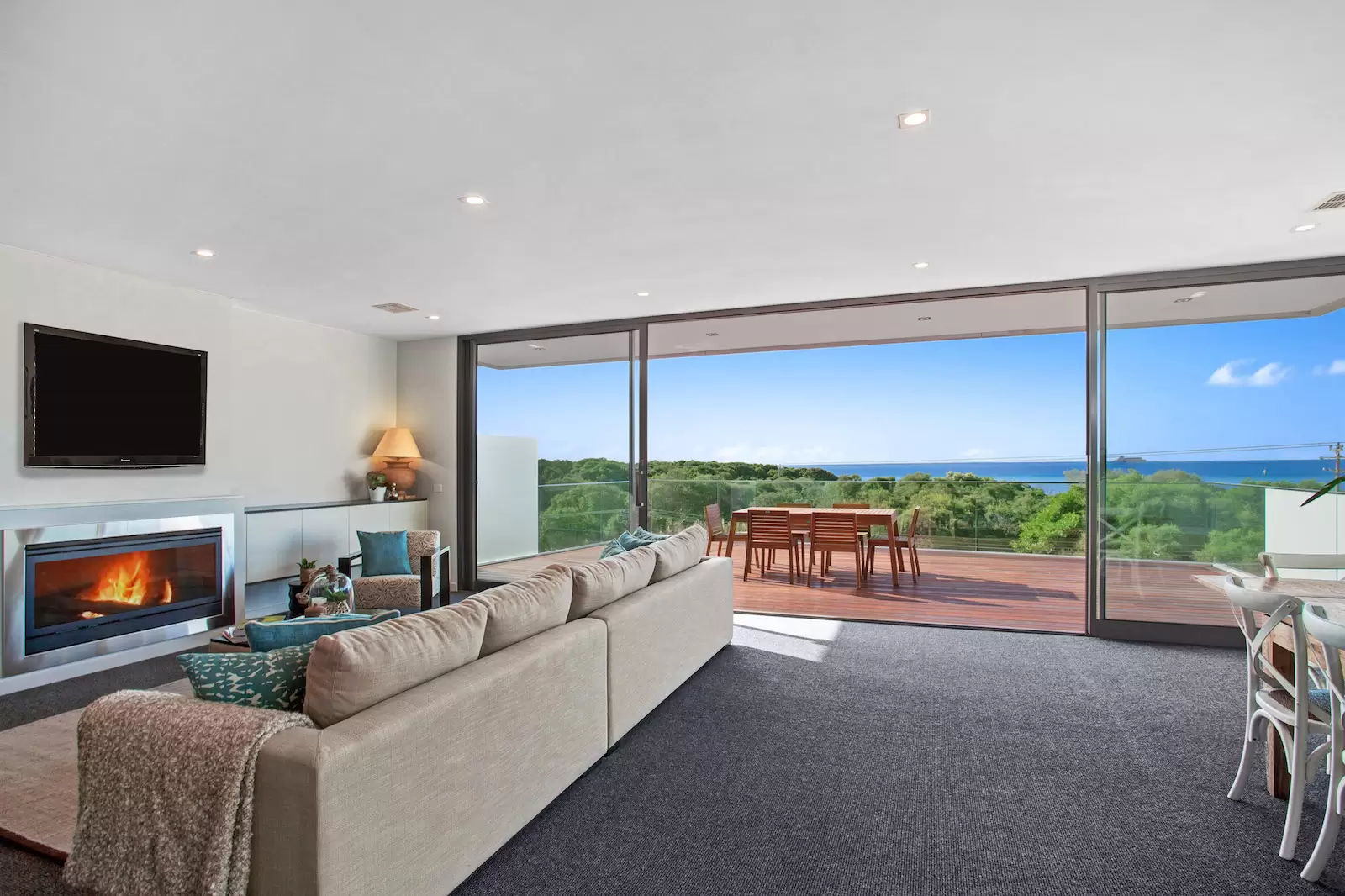 2685 Point Nepean Road, Rye Sold by Melbourne Sotheby's International Realty - image 1