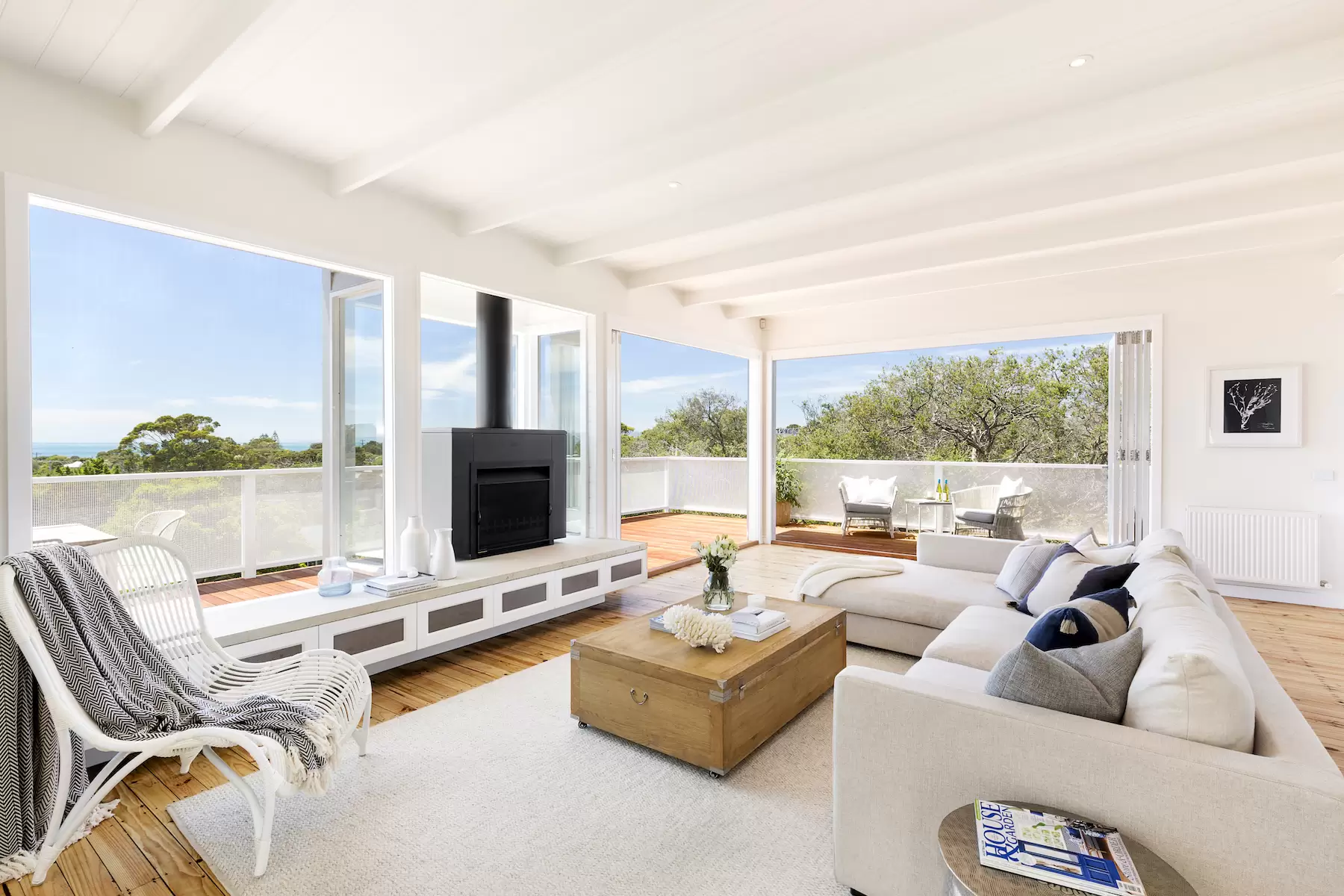 30 Lister Avenue, Sorrento Sold by Melbourne Sotheby's International Realty - image 2