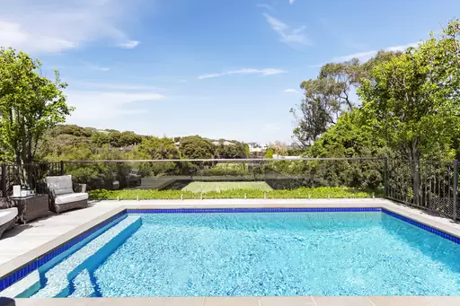 5 Royal Avenue, Portsea Sold by Melbourne Sotheby's International Realty