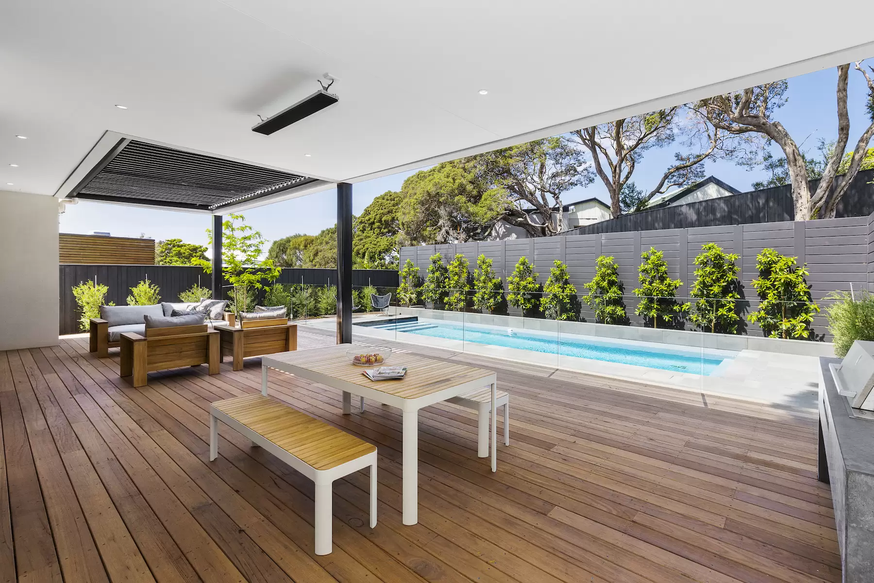 9 Queens Road, Sorrento Sold by Melbourne Sotheby's International Realty - image 2