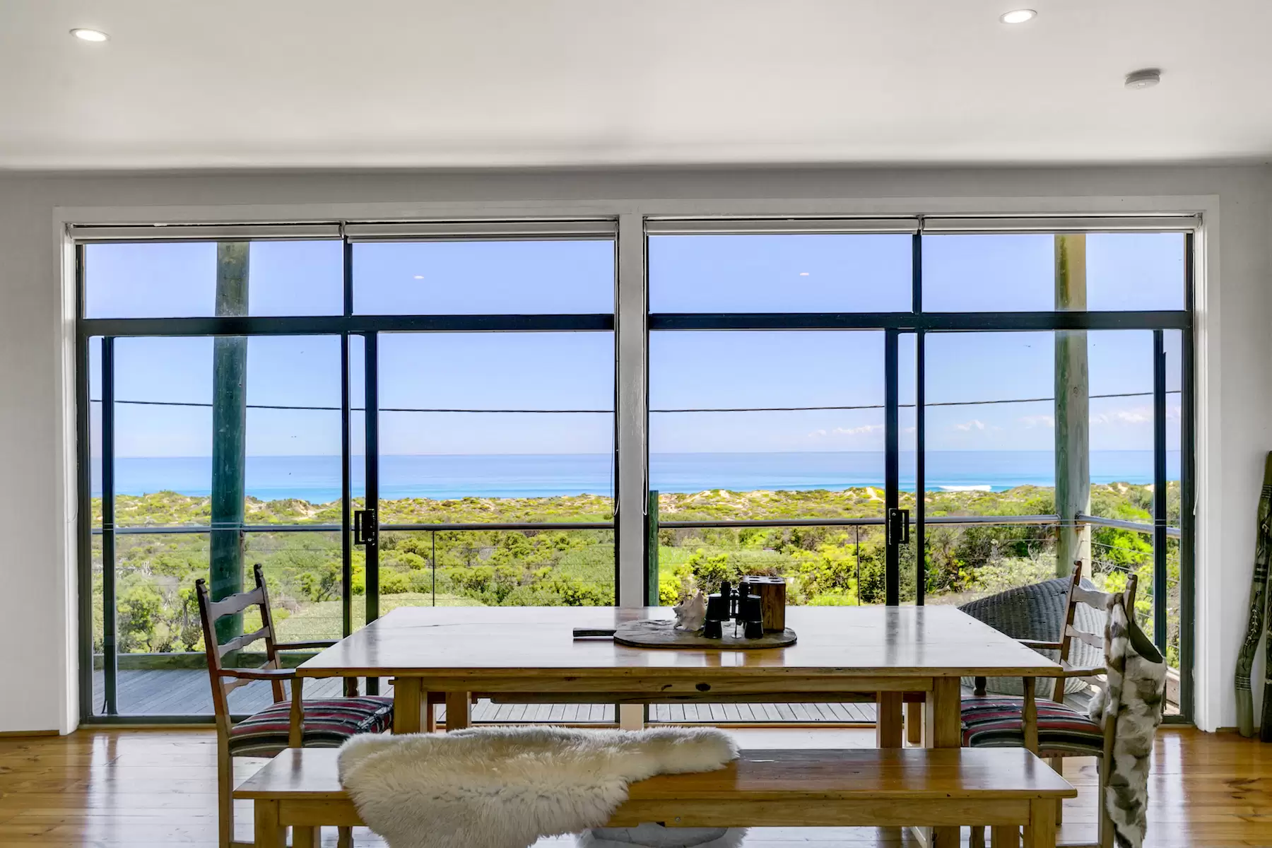 135 Ocean Drive, St Andrews Beach Sold by Melbourne Sotheby's International Realty - image 2