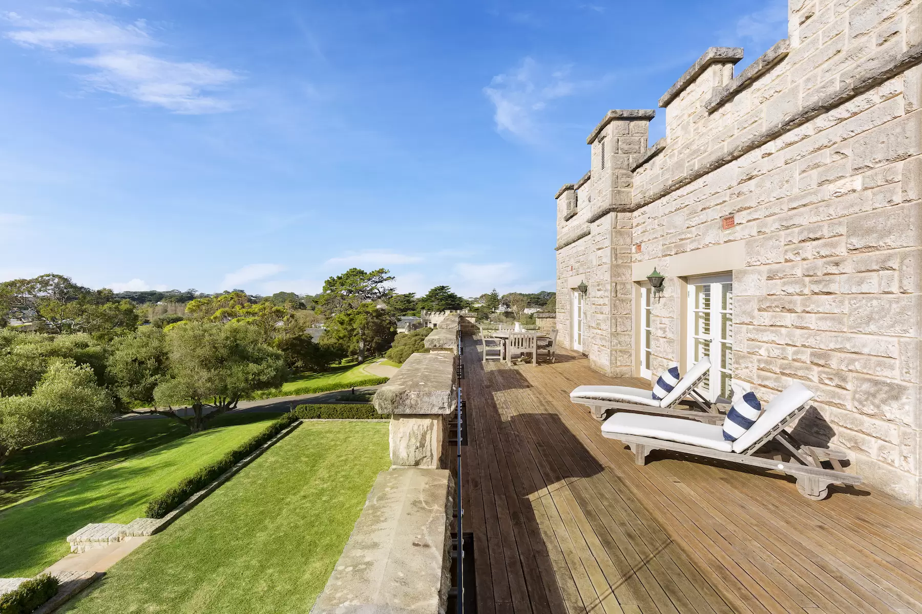 1 Armytage Drive, Portsea Sold by Melbourne Sotheby's International Realty - image 11