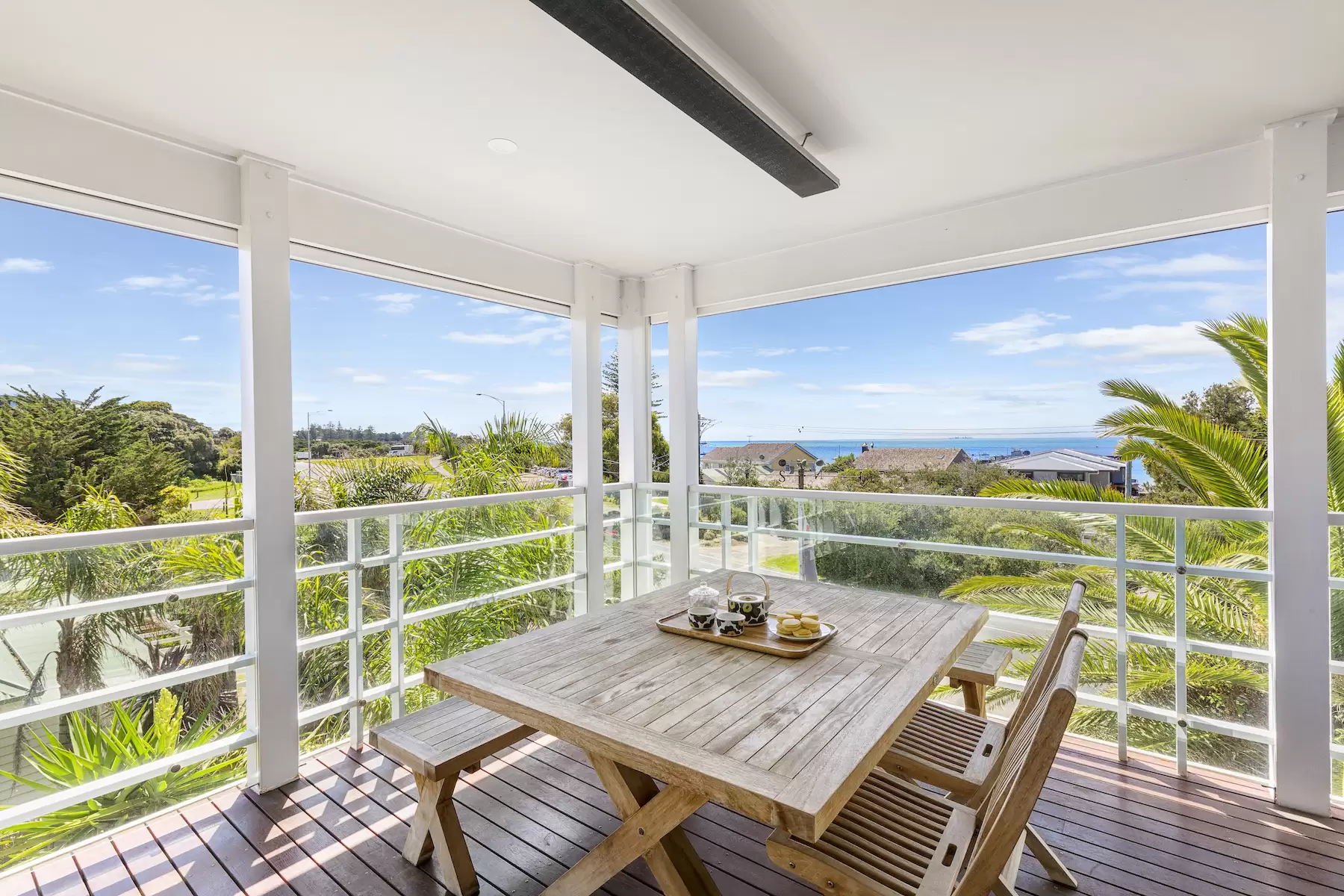 3209 Point Nepean Road, Sorrento Sold by Melbourne Sotheby's International Realty - image 2