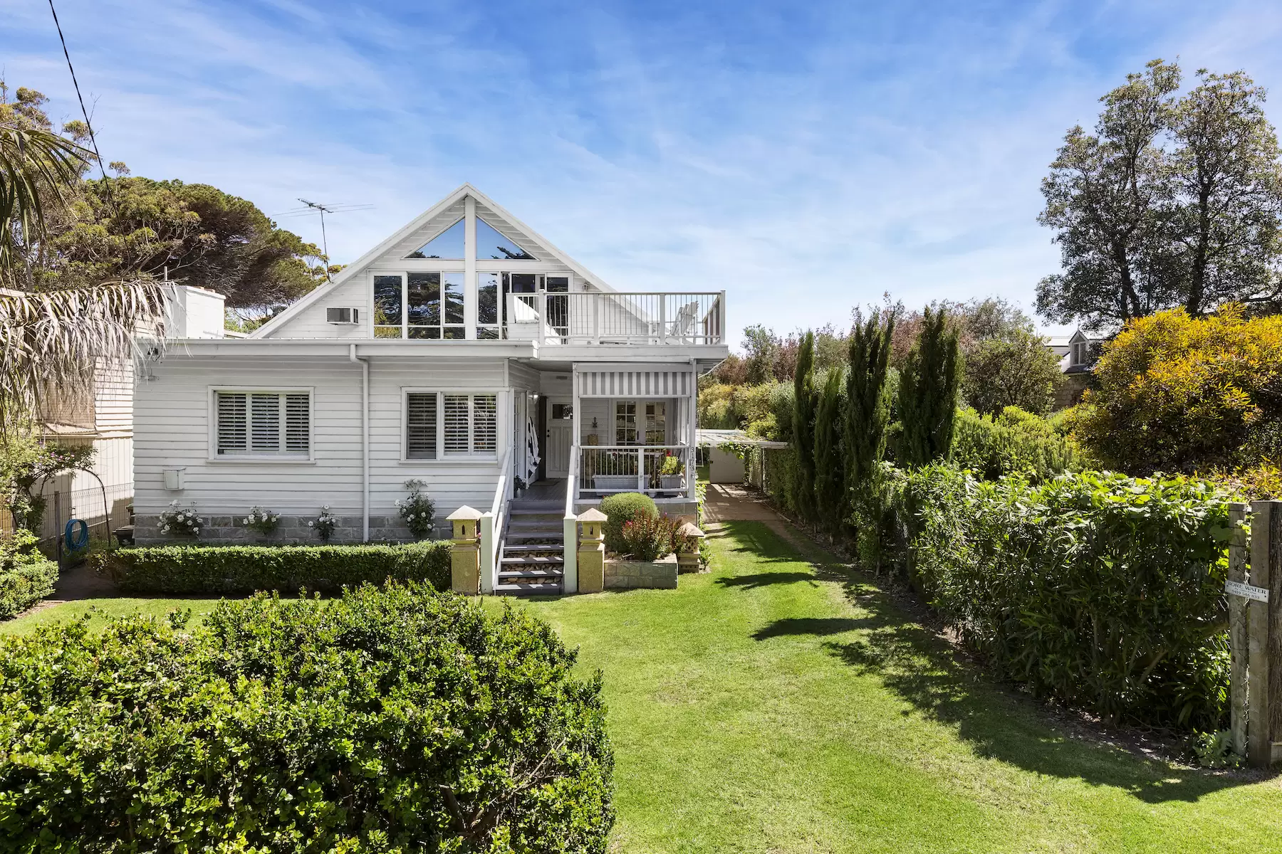 3173 Point Nepean Road, Sorrento Sold by Melbourne Sotheby's International Realty - image 2