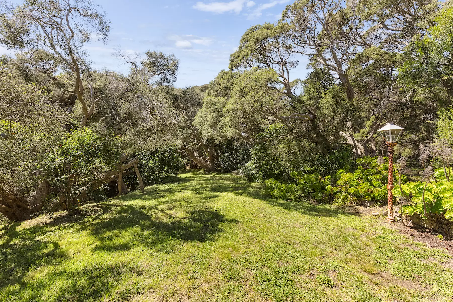 3207 Point Nepean Road, Sorrento Sold by Melbourne Sotheby's International Realty - image 5