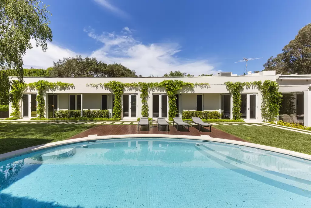 75 Campbells Road, Portsea Sold by Melbourne Sotheby's International Realty