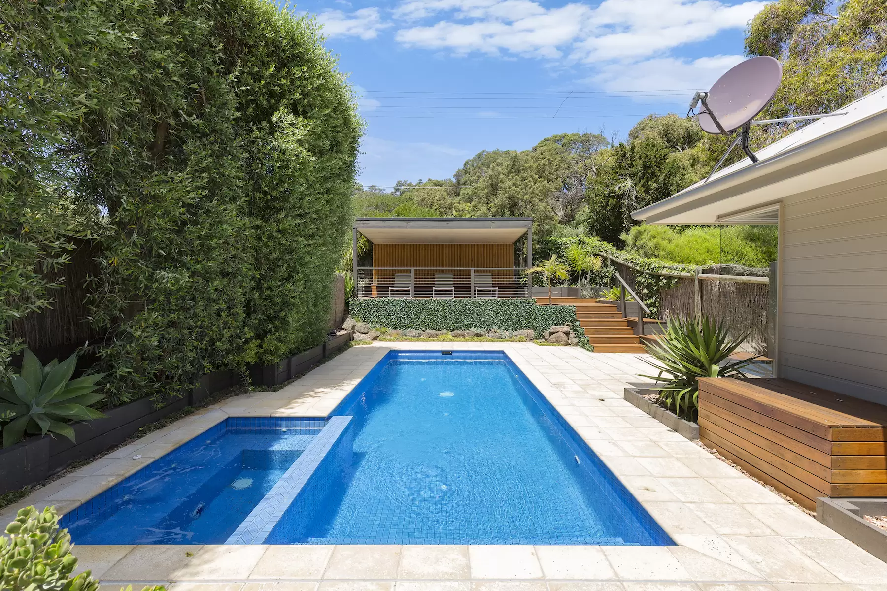 16 Calcutta Street, Sorrento Sold by Melbourne Sotheby's International Realty - image 2