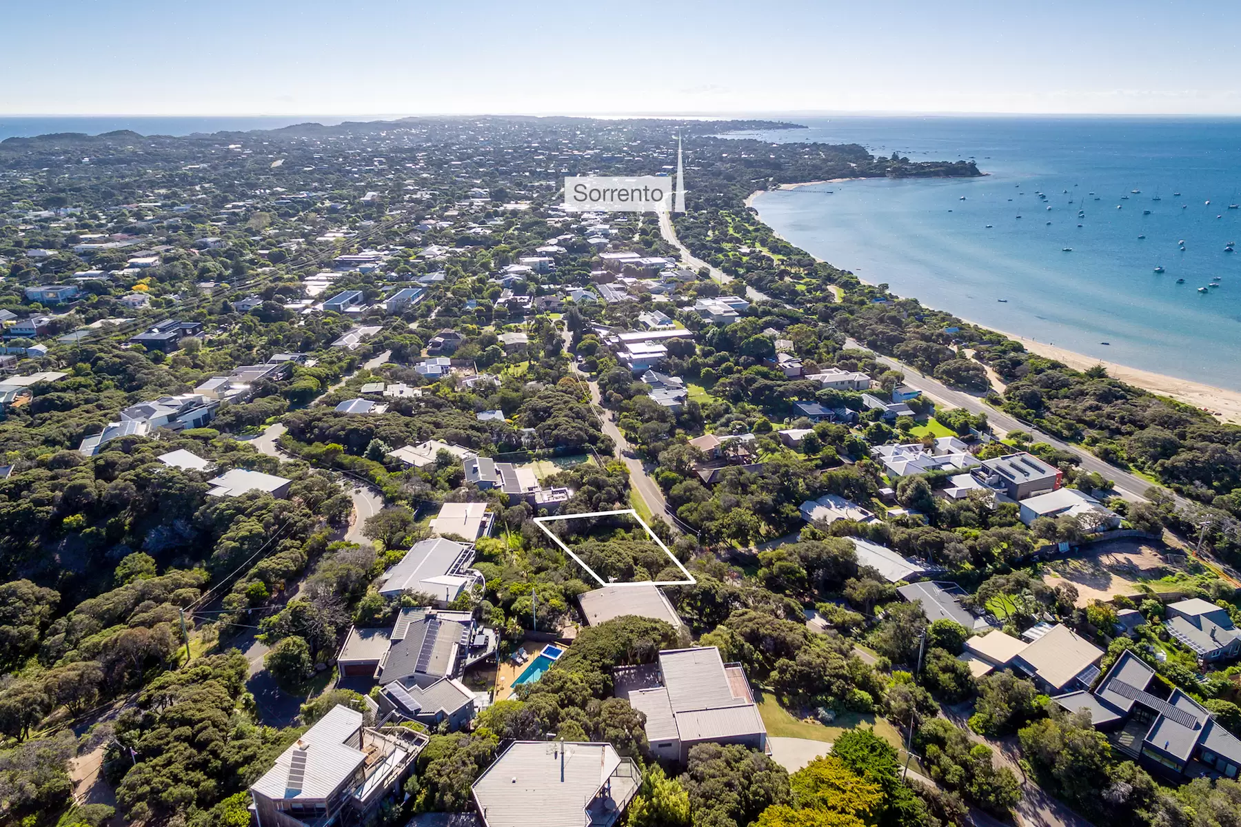 15 Blairgowrie Avenue, Blairgowrie Sold by Melbourne Sotheby's International Realty - image 3