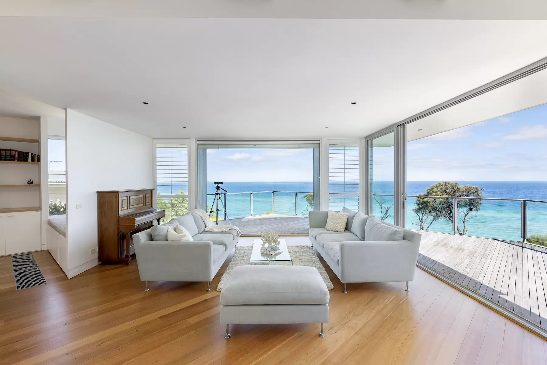 2 Clifftop Court, Dromana Sold by Melbourne Sotheby's International Realty - image 9