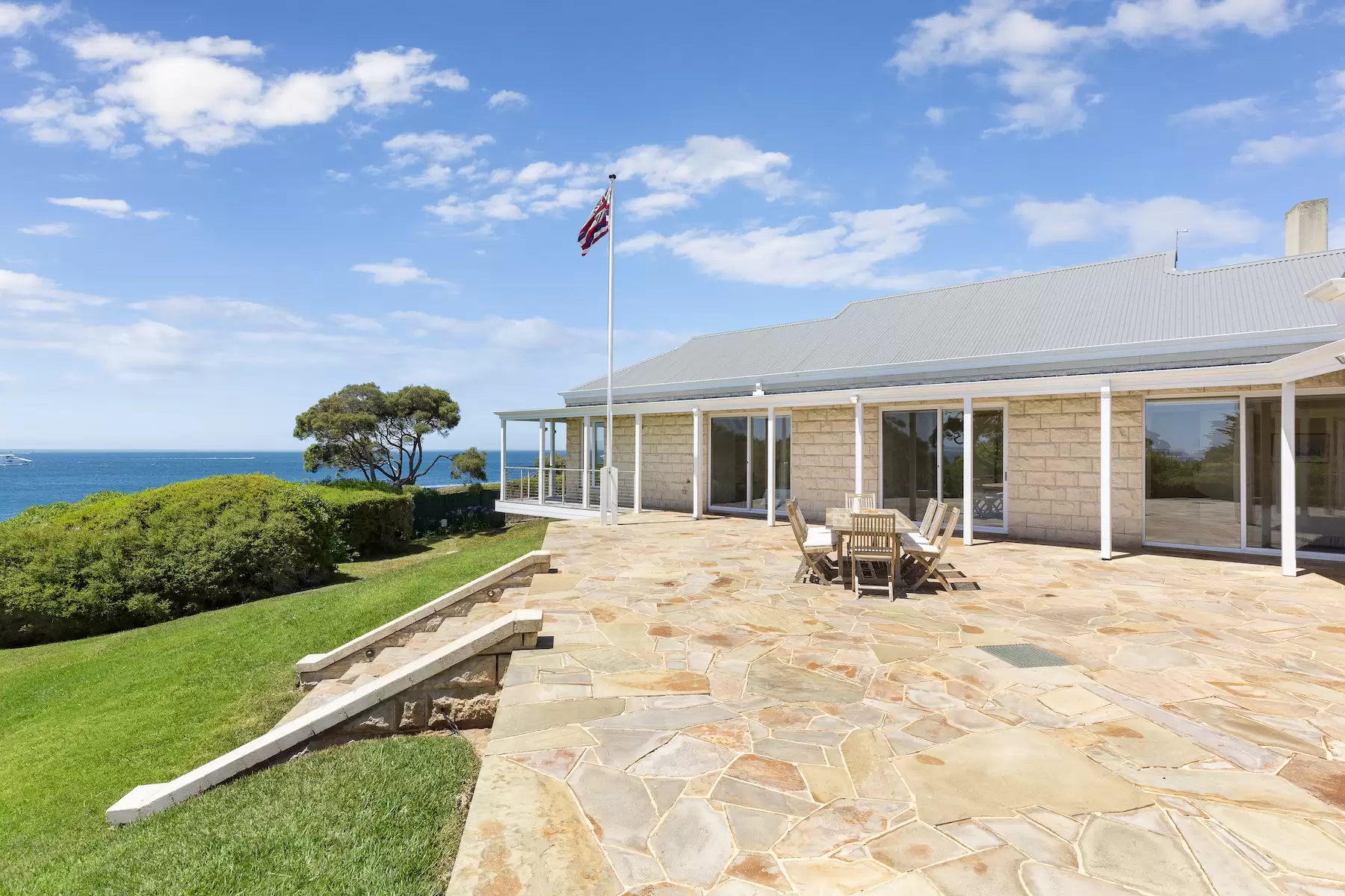 1 - 3 Franklin Road, Portsea Sold by Melbourne Sotheby's International Realty - image 2