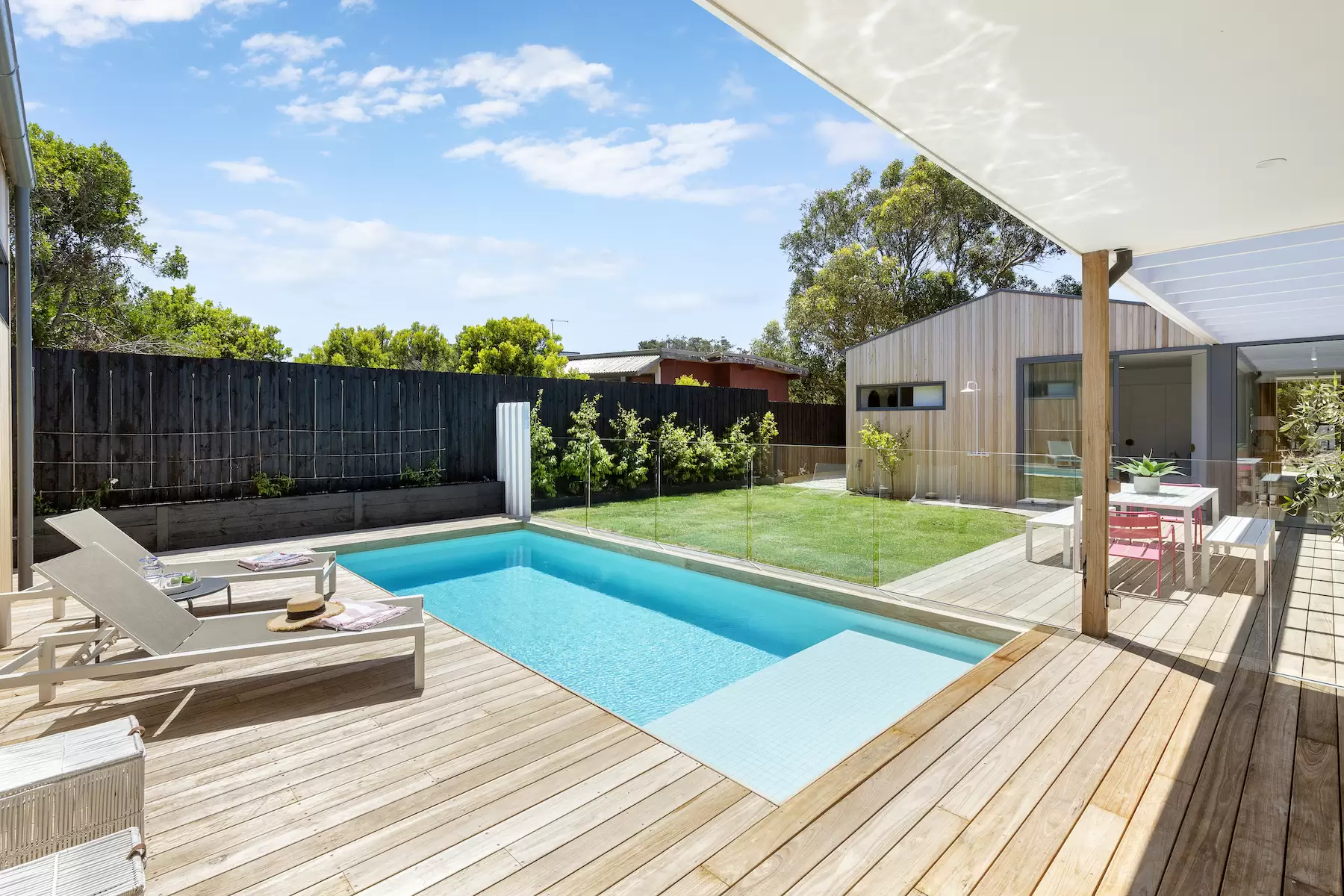 3 Denby Avenue, Sorrento Sold by Melbourne Sotheby's International Realty - image 3