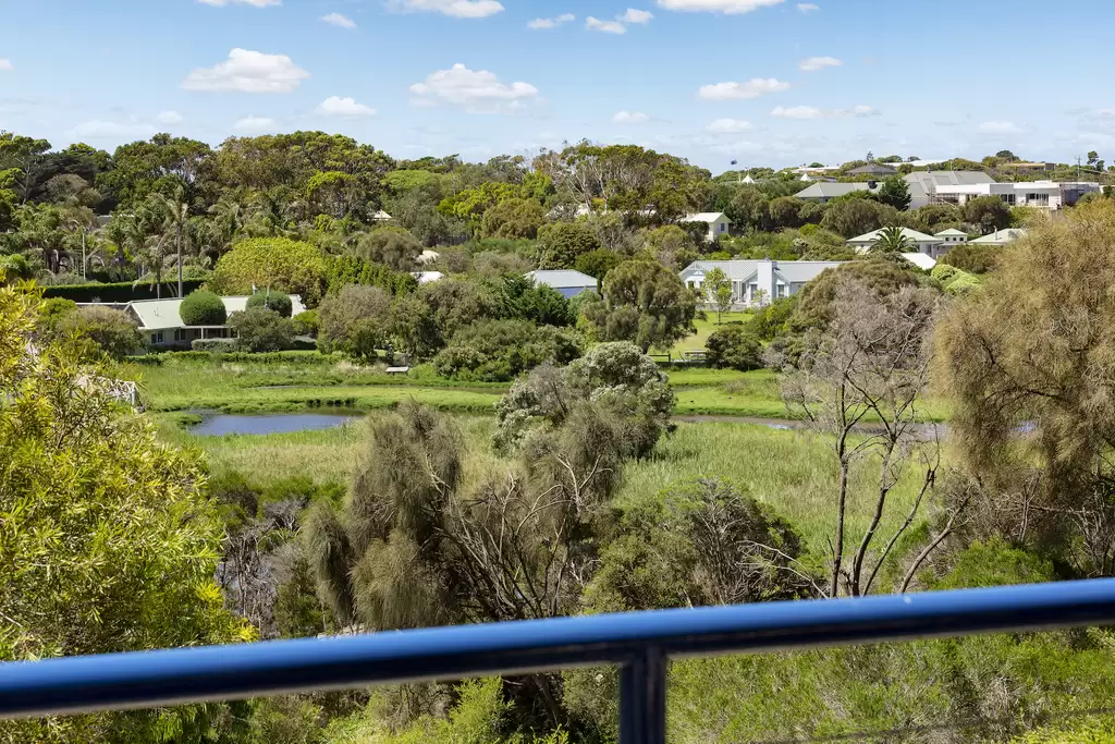 20 Farnsworth Avenue, Portsea Sold by Melbourne Sotheby's International Realty