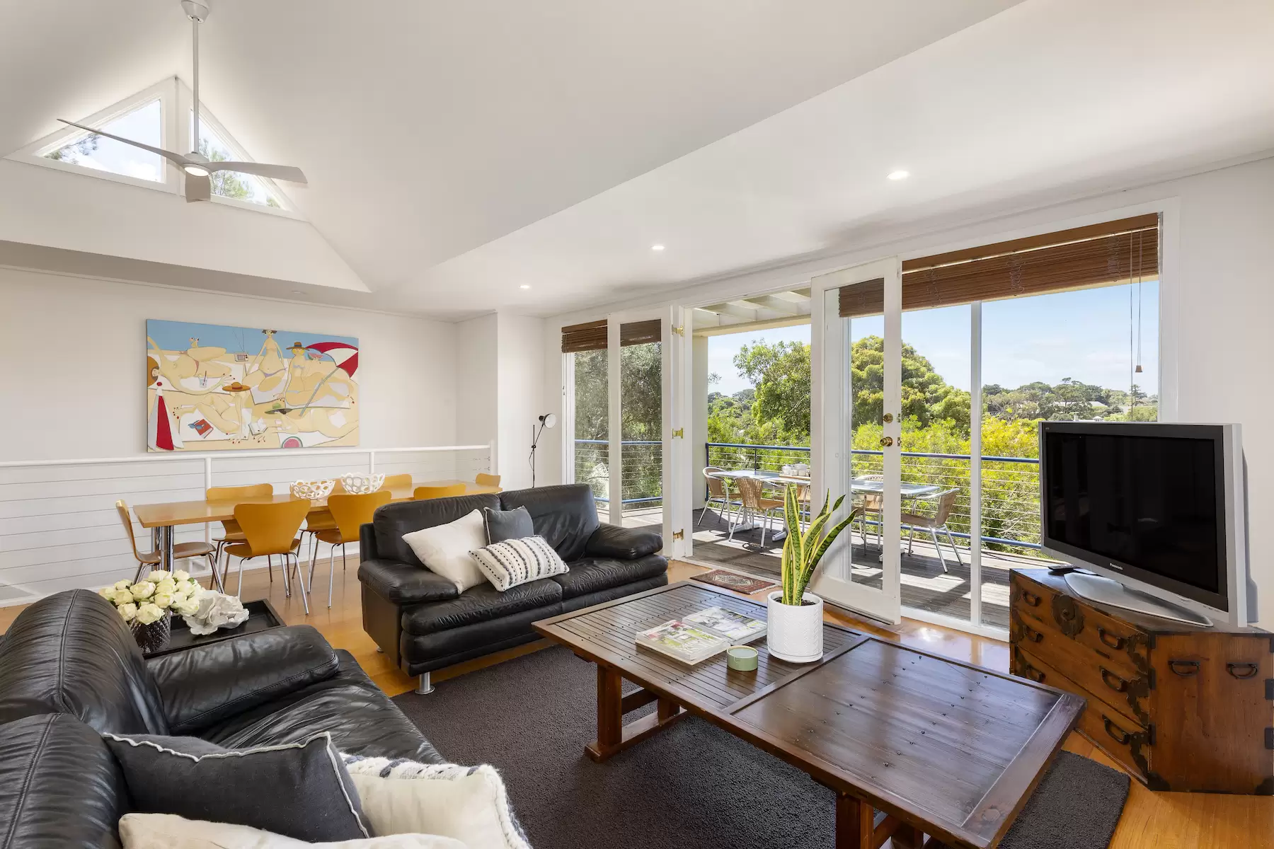 20 Farnsworth Avenue, Portsea Sold by Melbourne Sotheby's International Realty - image 3