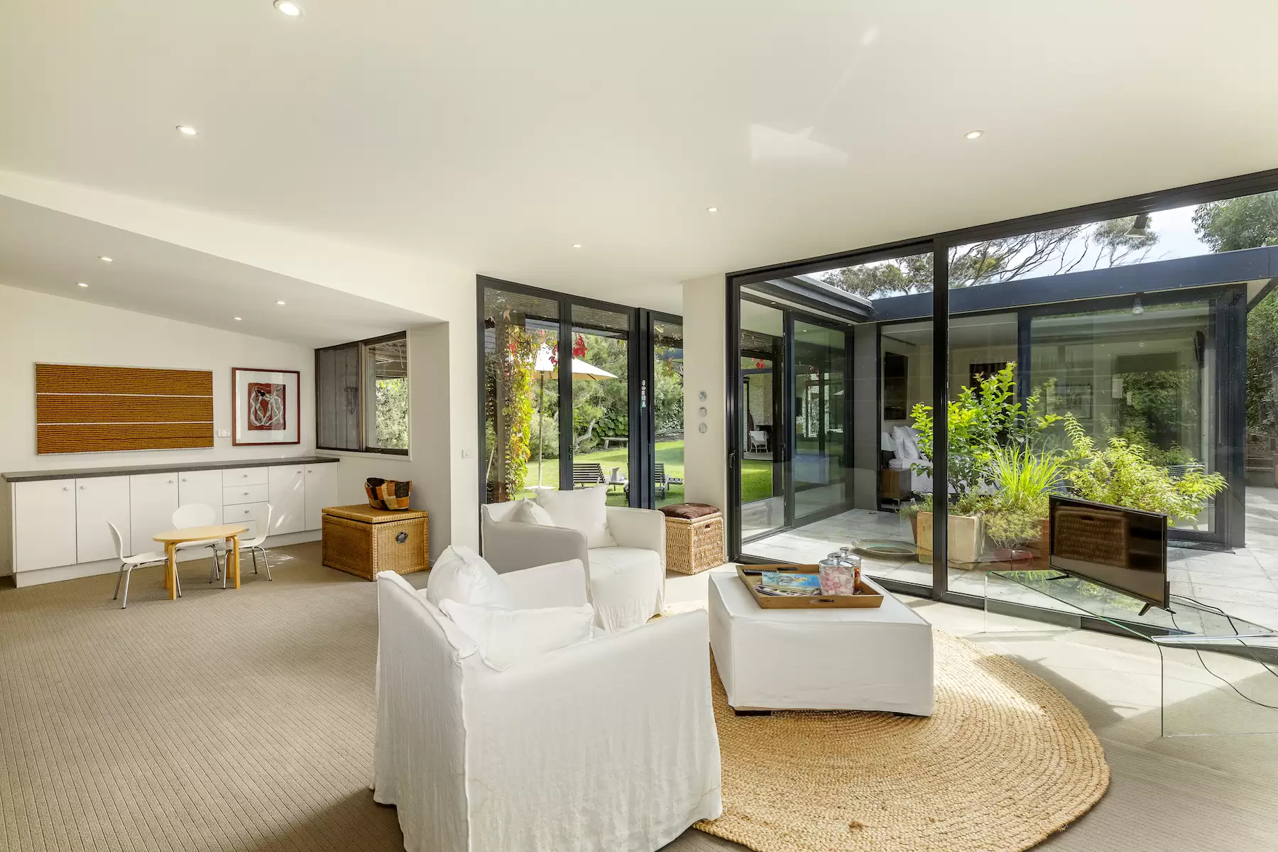 3837 Point Nepean Road, Portsea Sold by Melbourne Sotheby's International Realty - image 13