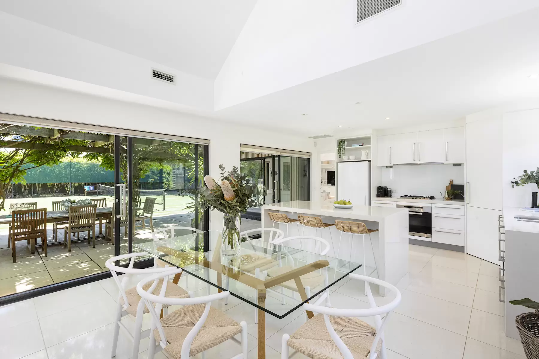 6 Farnsworth Avenue, Portsea Sold by Melbourne Sotheby's International Realty - image 6