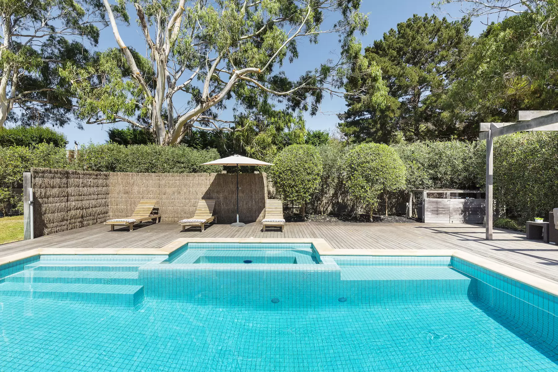 6 Farnsworth Avenue, Portsea Sold by Melbourne Sotheby's International Realty - image 4