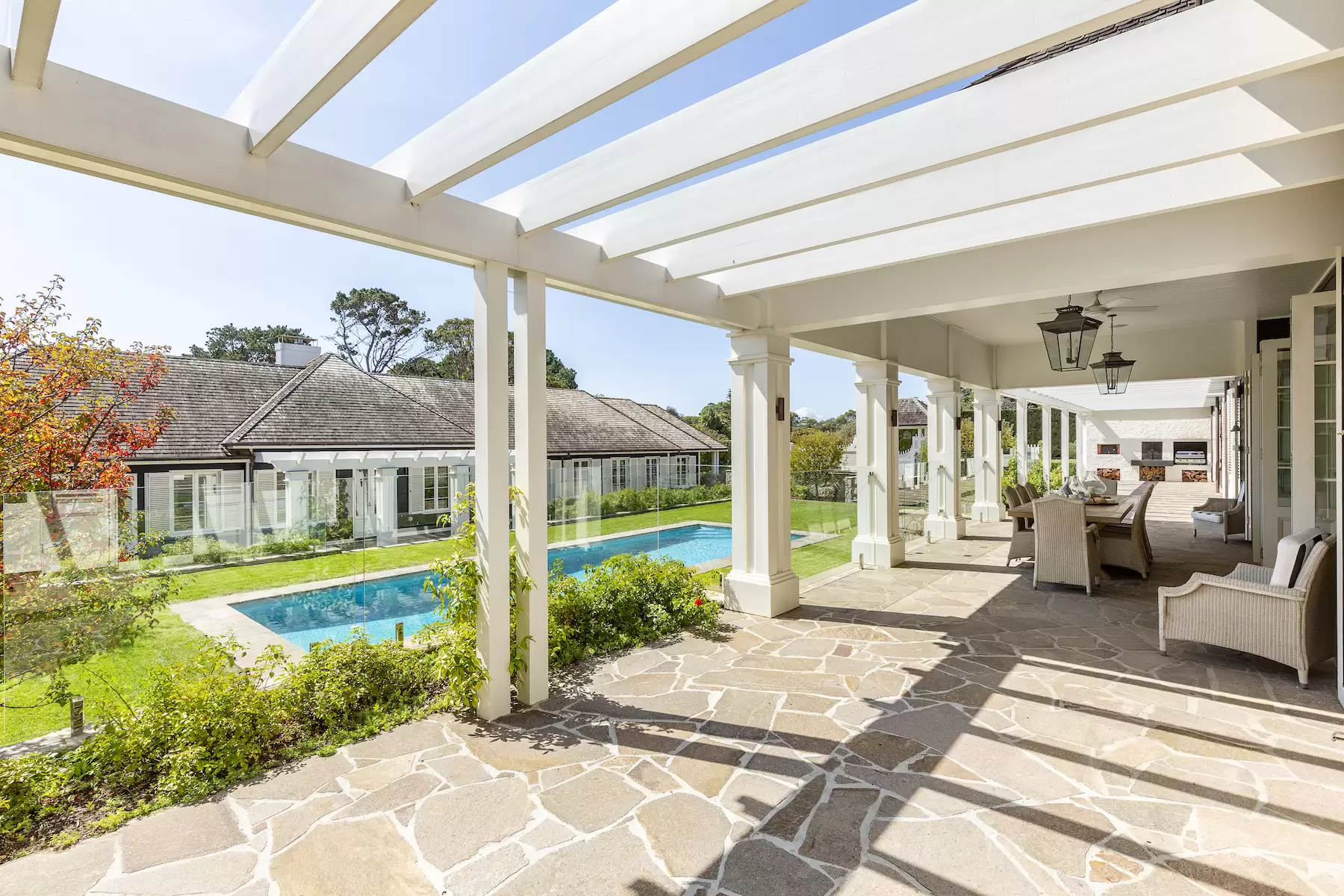 22 Leyden Avenue, Portsea Sold by Melbourne Sotheby's International Realty - image 2