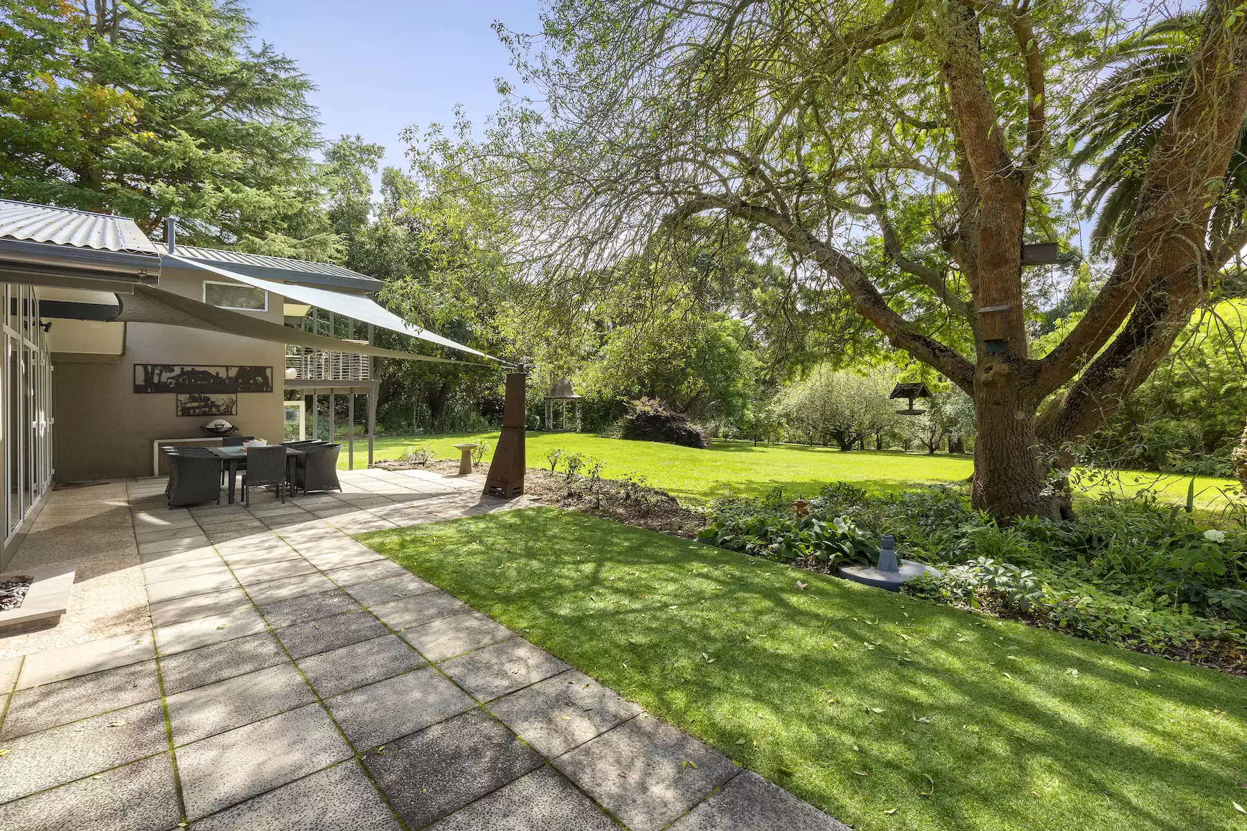 360 Arthurs Seat Road, Red Hill Sold by Melbourne Sotheby's International Realty - image 16