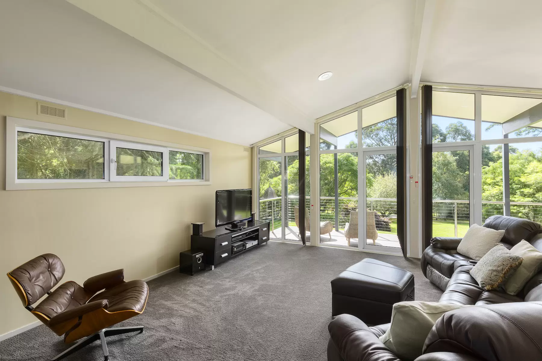 360 Arthurs Seat Road, Red Hill Sold by Melbourne Sotheby's International Realty - image 7