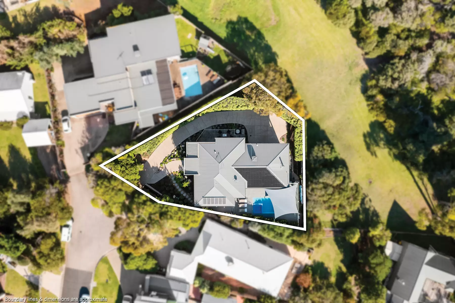 16 Lawrance Grove, Portsea Sold by Melbourne Sotheby's International Realty - image 2