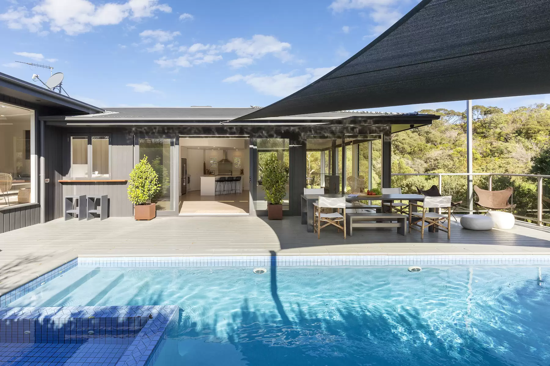 16 Lawrance Grove, Portsea Sold by Melbourne Sotheby's International Realty - image 9